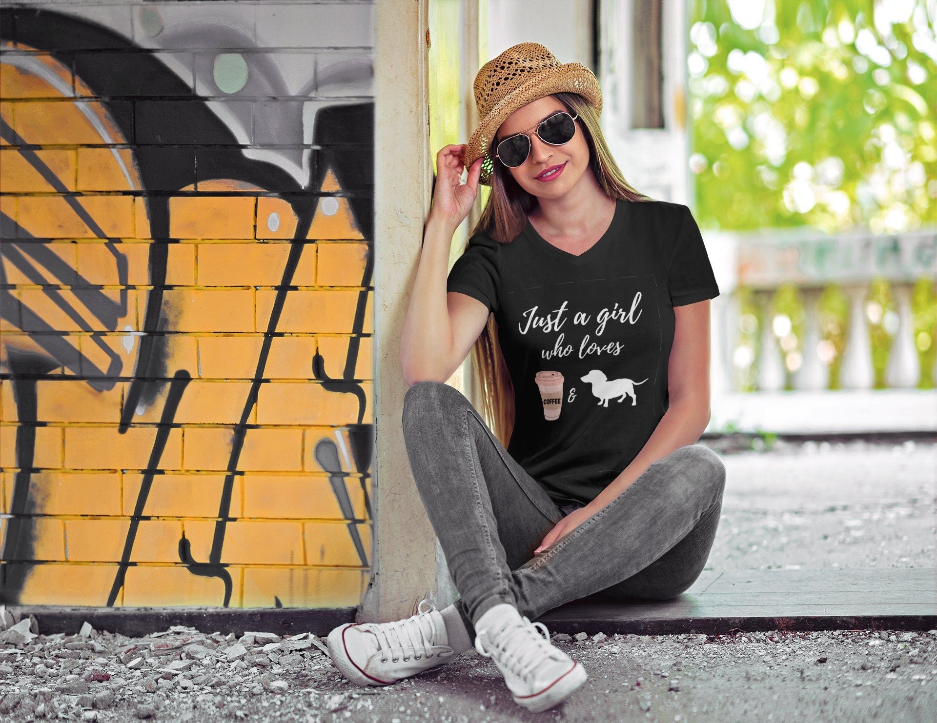 Emergency Print House Just a Girl who loves coffee and dachshunds V-Neck T-shirt